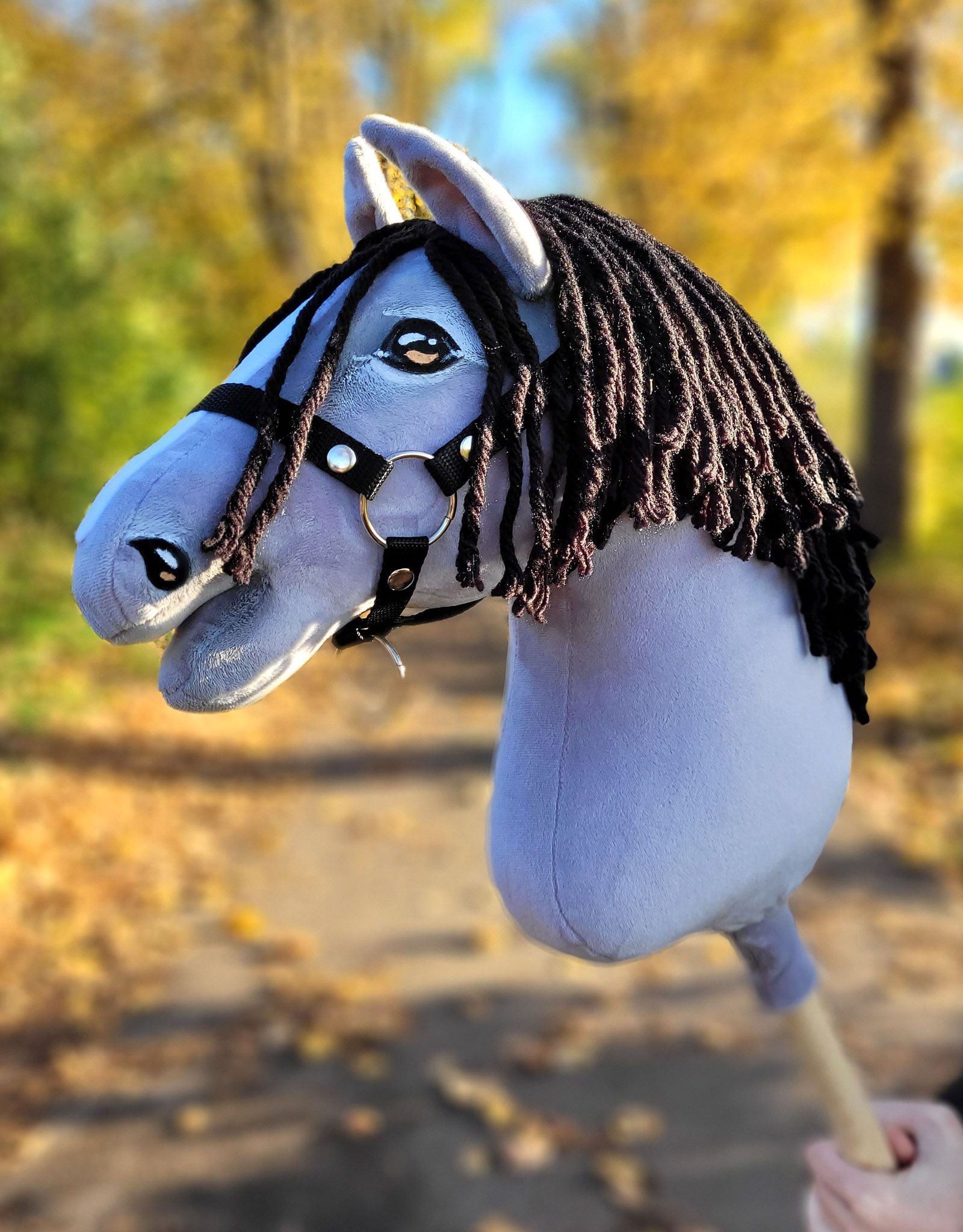 Arkliukas ant lazdos Super Hobby Horse Premium - pilkas arklys IV su juodais karčiais A3 - Image 6