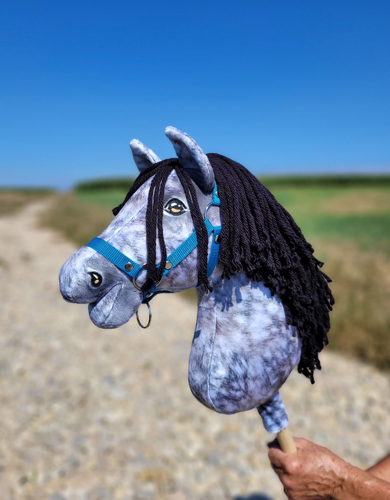 Arkliukas ant lazdos Super Hobby Horse Premium - obuolmušis arklys su juodais karčiais A3 - Image 6