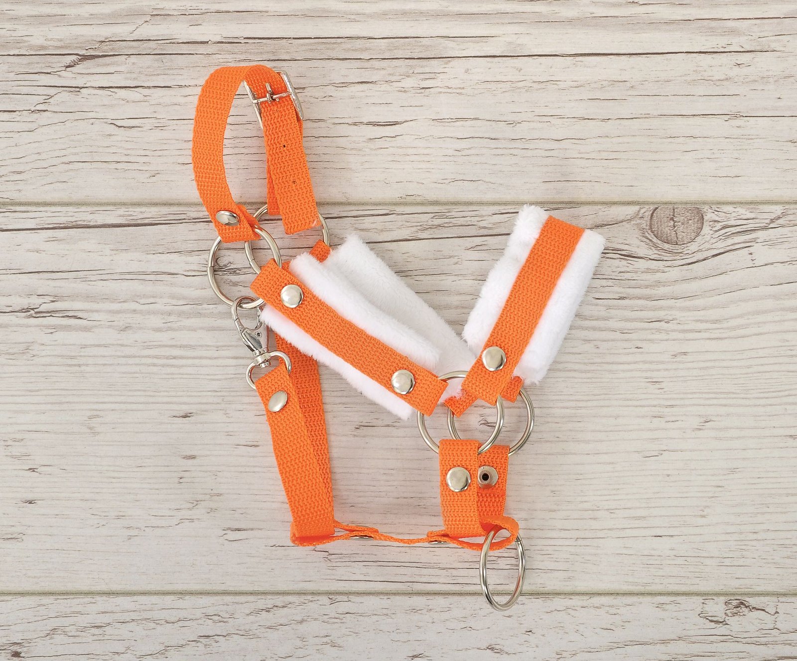 Reguliuojamas apynasris Hobby Horse žirgeliui A3 - oranžinė su baltu pūkeliu - Image 2