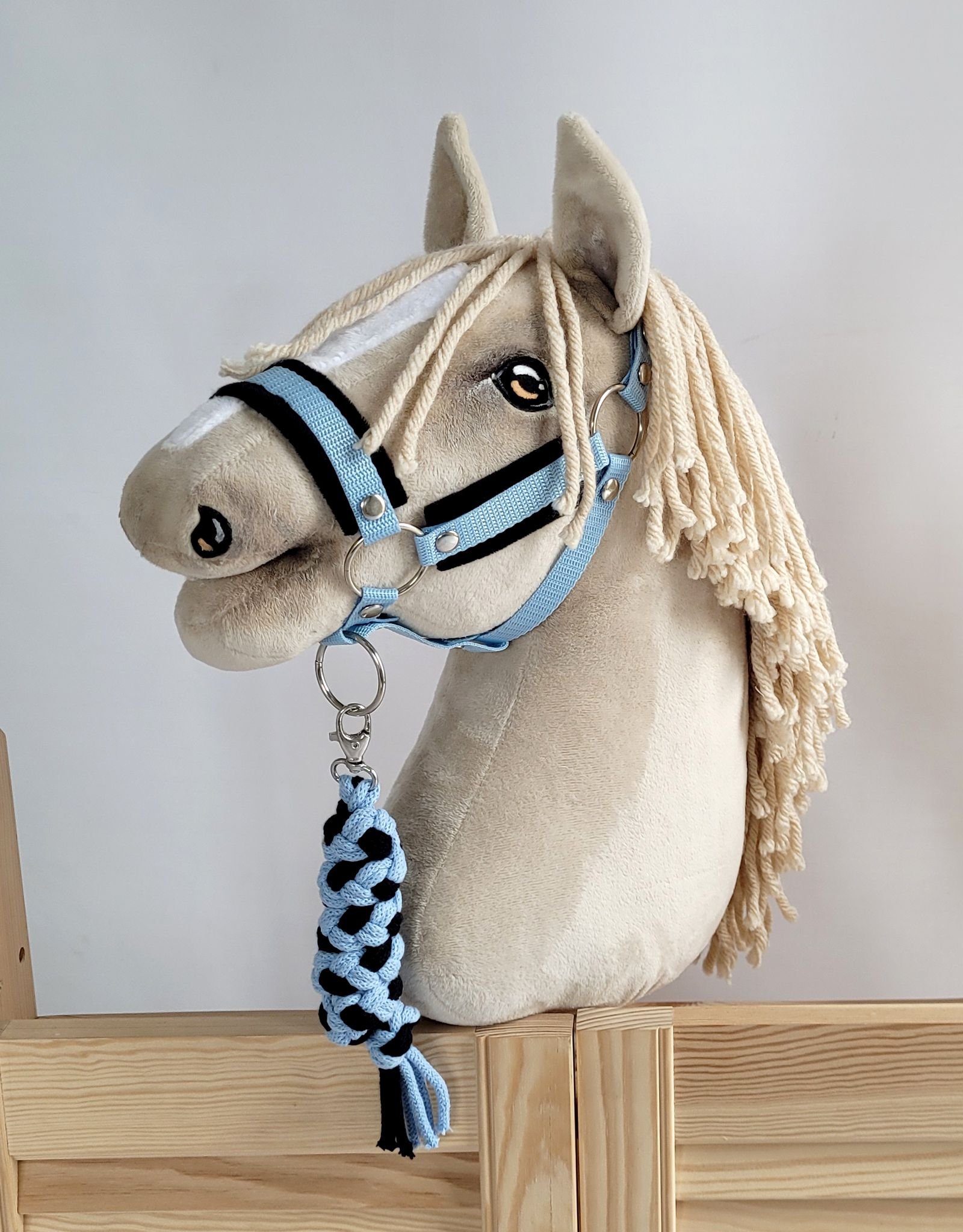 Rinkinys Hobby Horse: apynasris A3 su juodu kailiuku + pavadėlis iš virvės - juoda-šviesiai mėlyna - Image 5