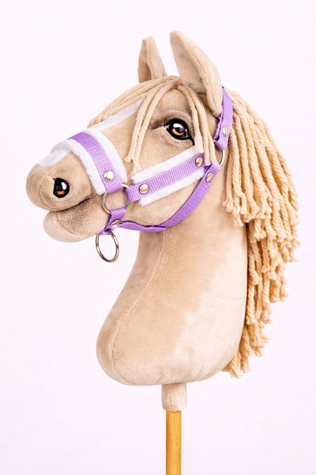 Reguliuojamas apynasris Hobby Horse žirgeliui A3 - violetinė su baltu pūkeliu