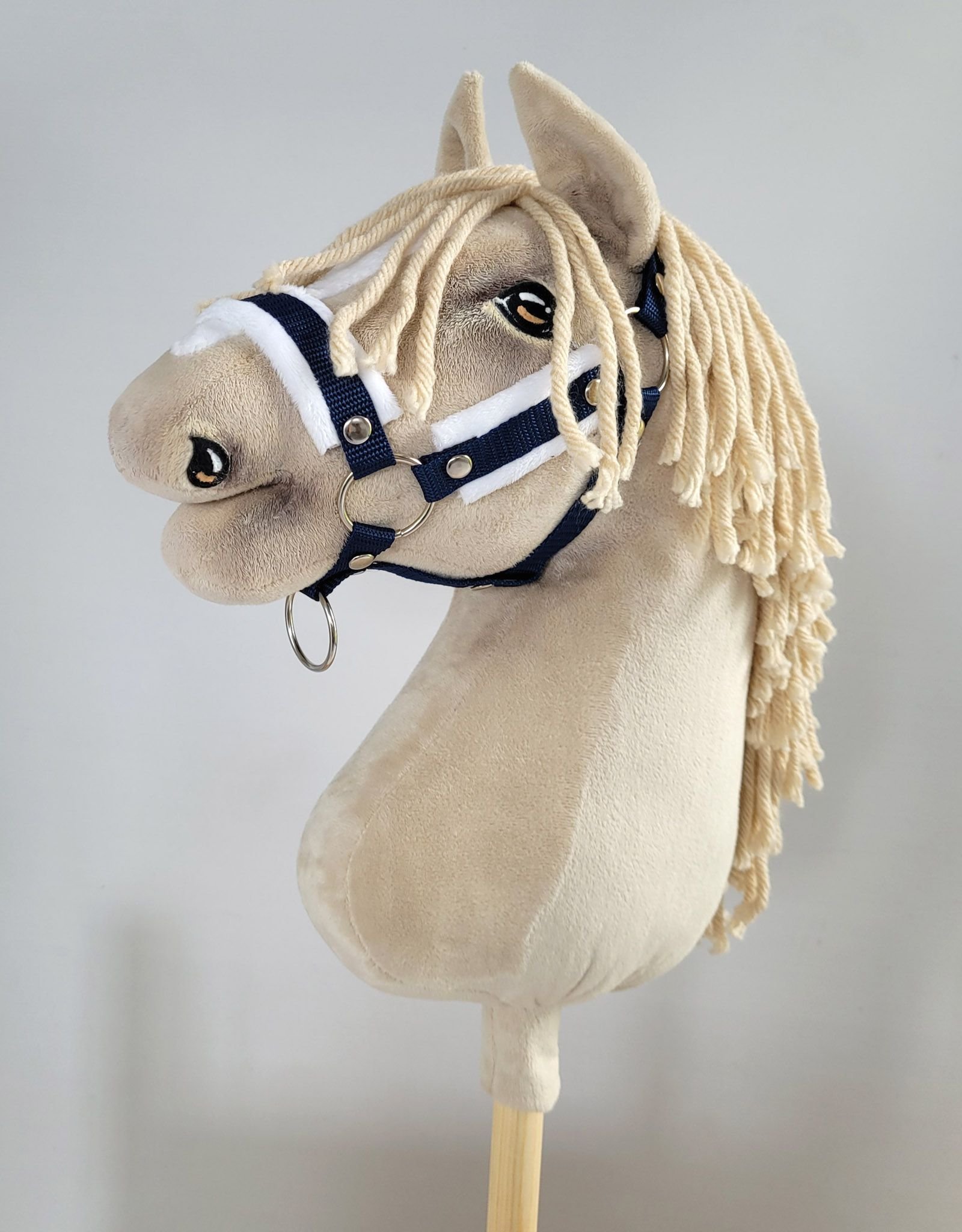 Reguliuojamas apynasris Hobby Horse žirgeliui A3 - tamsiai mėlyna su baltu pūkeliu - Image 2