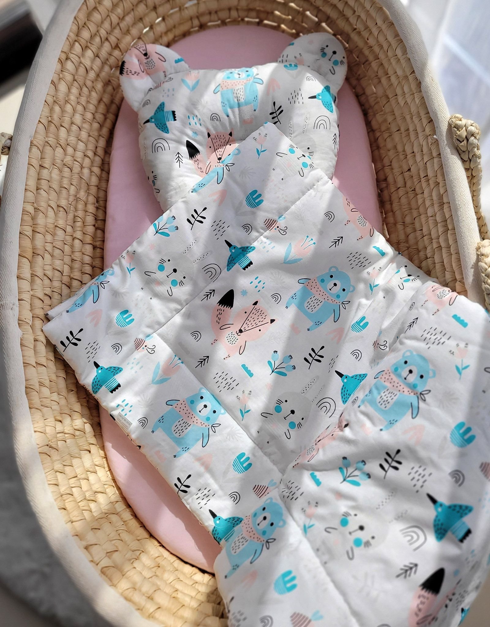Antklodė su pagalvėle Teddy – 2 dalių komplektas – mėlyni meškiukai - Image 3