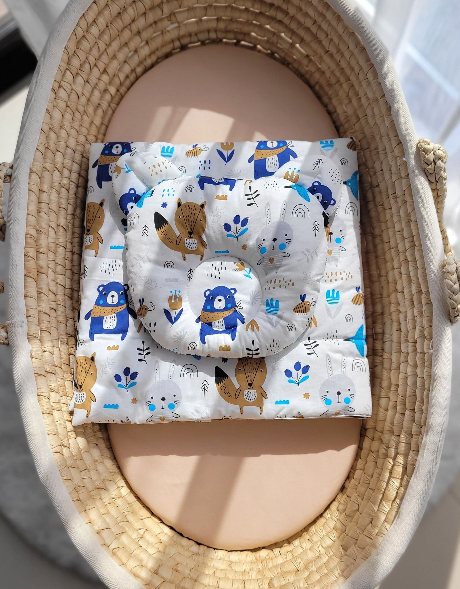 Antklodė su pagalvėle Teddy – 2 dalių komplektas – tamsiai mėlyni meškiukai - Image 2