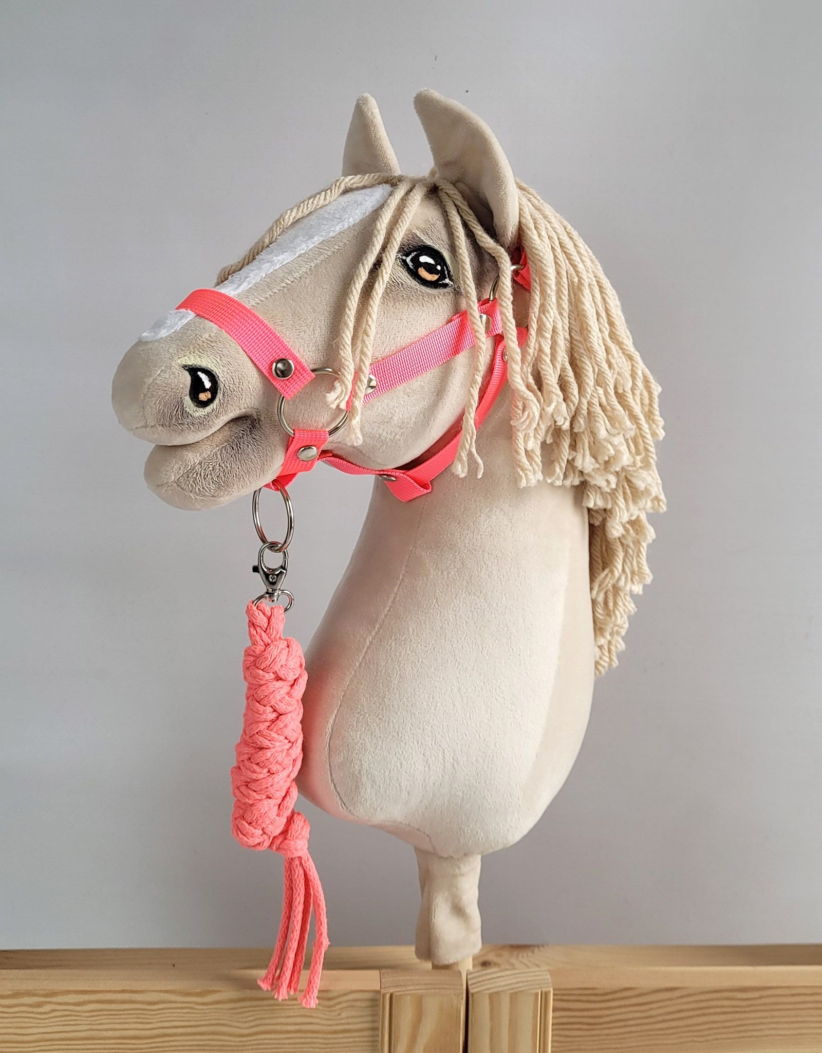 Hobby Horse pavadėlis, pagamintas iš dvigubai vytos virvutės - neoninė rožinė - Image 3