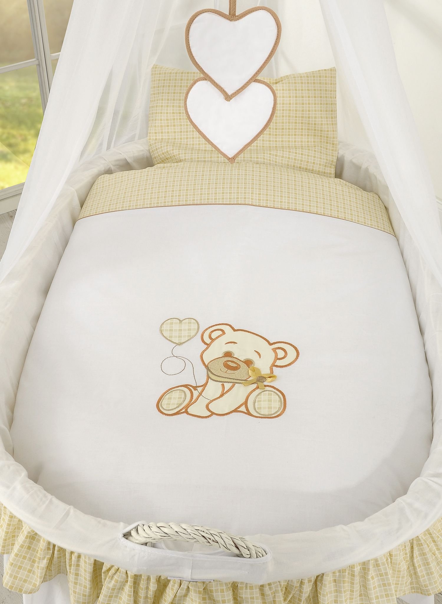 Moses krepšys su drapiruote Bear with bow – balta + balta patalynė - Image 3