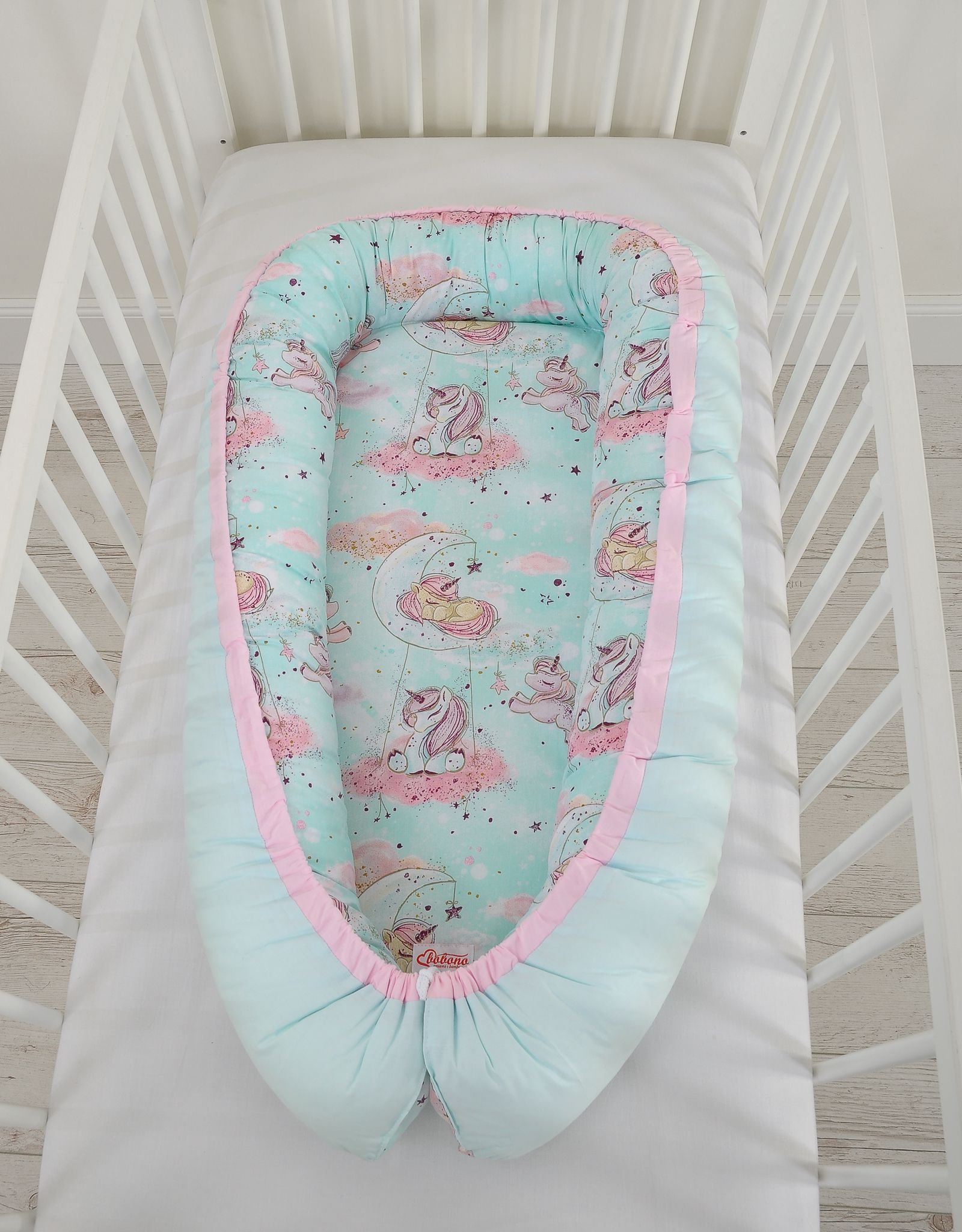 Kūdikio lizdas dvipusis Premium Cocoon naujagimiams BOBONO - vienaragis mėtų/mėtų - Image 5