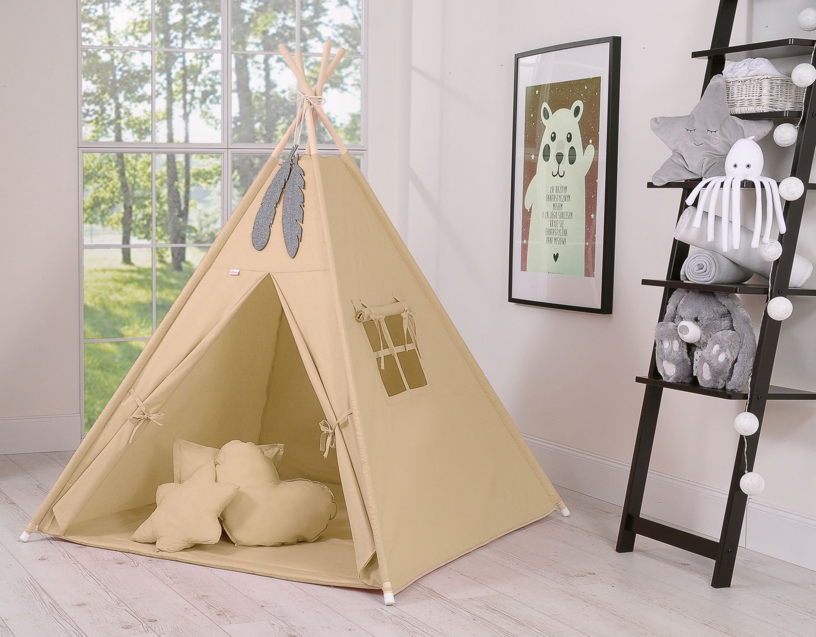 Tipi palapinė vaikams + žaidimo kilimėlis + pagalvėlės + dekoratyvinės plunksnos - smėlio spalvos - Image 2