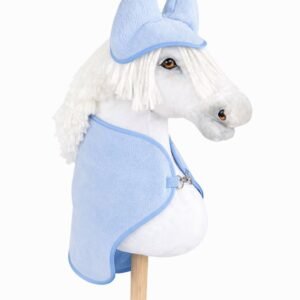 Rinkinys Hobby Horse A3: flisinė antklodė + šiltos ausinės – šviesiai mėlyna