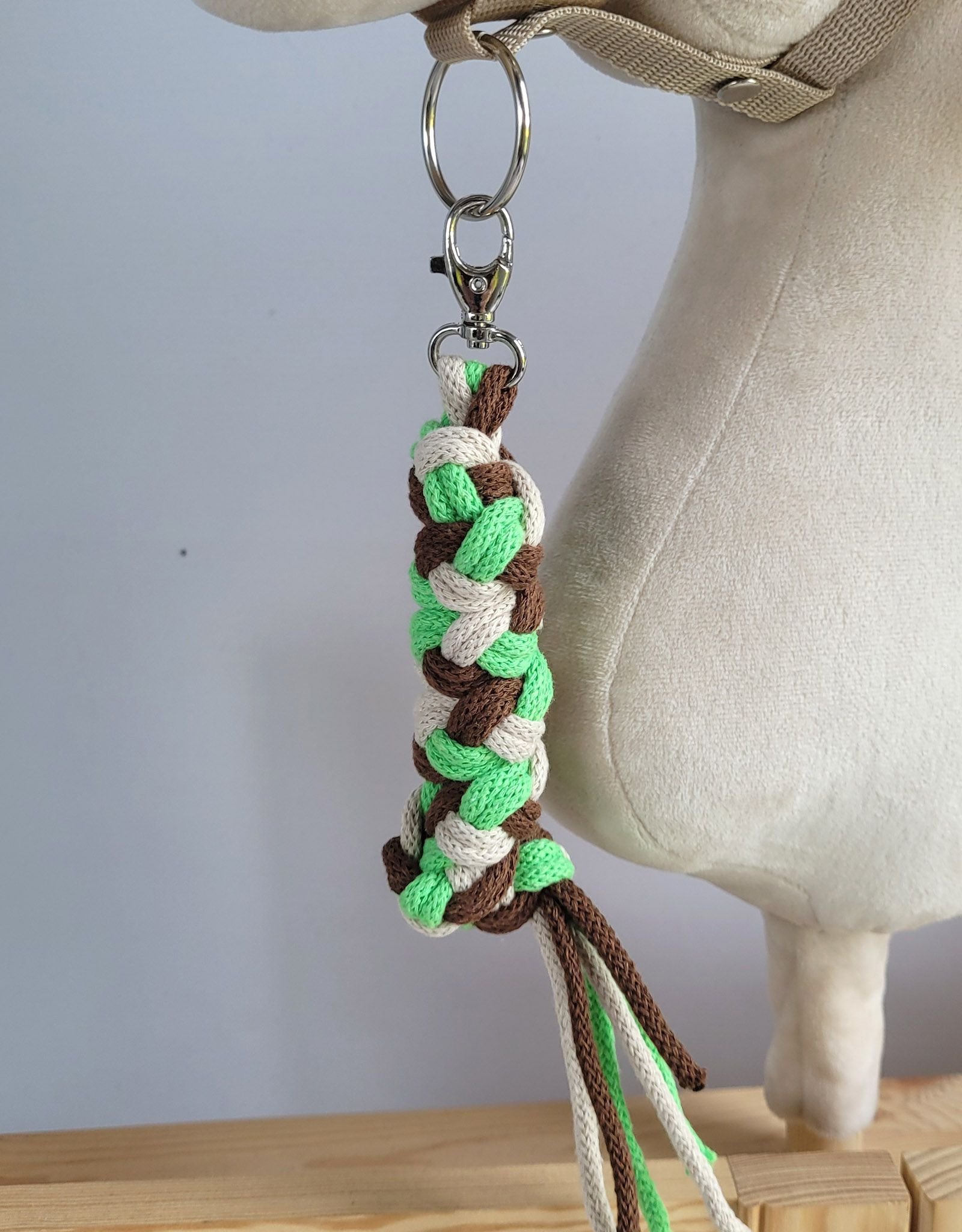 Hobby Horse pavadėlis, pagamintas iš dvigubos virvutės - šviesiai žalia/ruda/šviesiai smėlio spalvos - Image 2