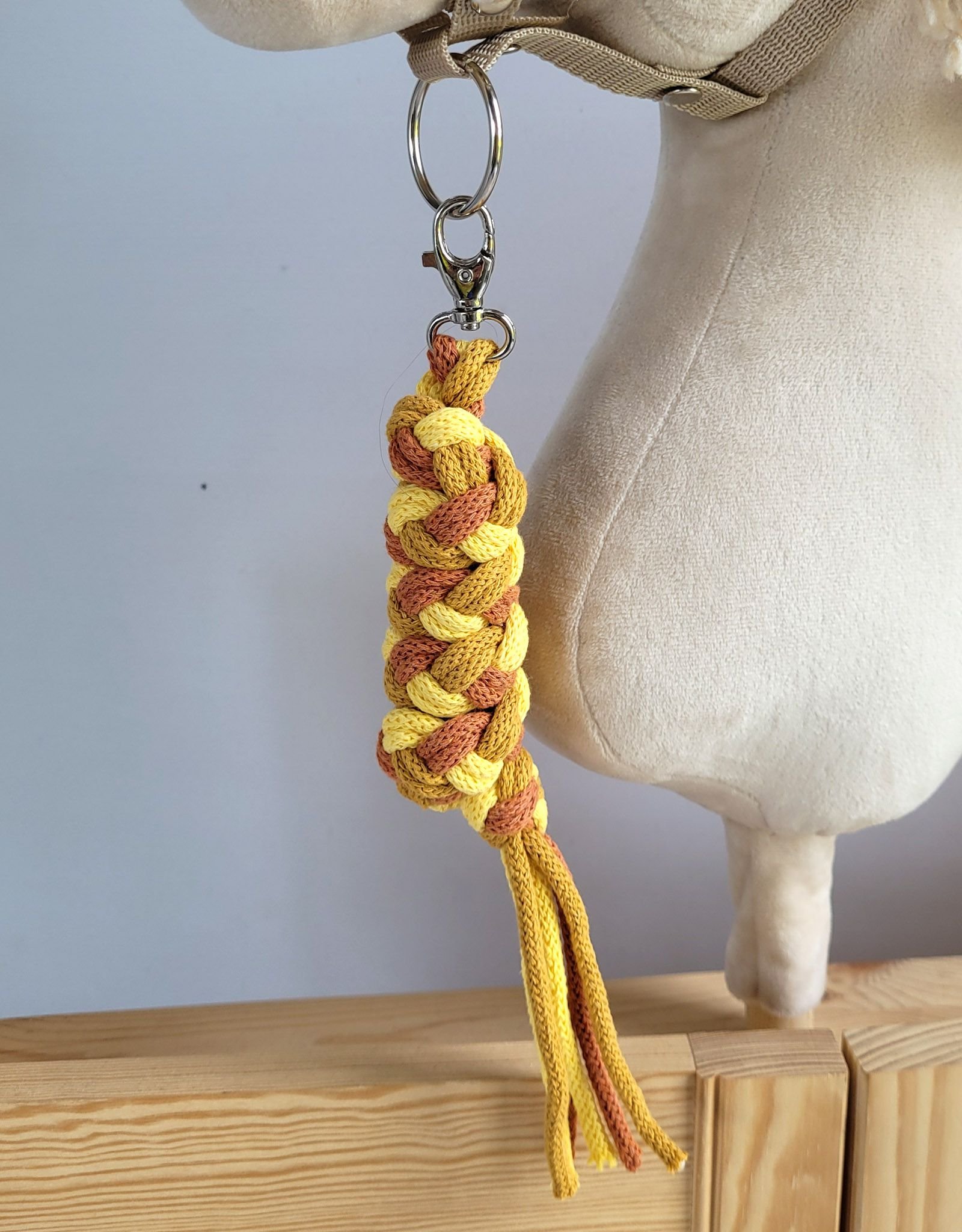 Hobby Horse pavadėlis, pagamintas iš dvigubos virvutės - geltona/garstyčių spalvos/terakotos spalvos - Image 2