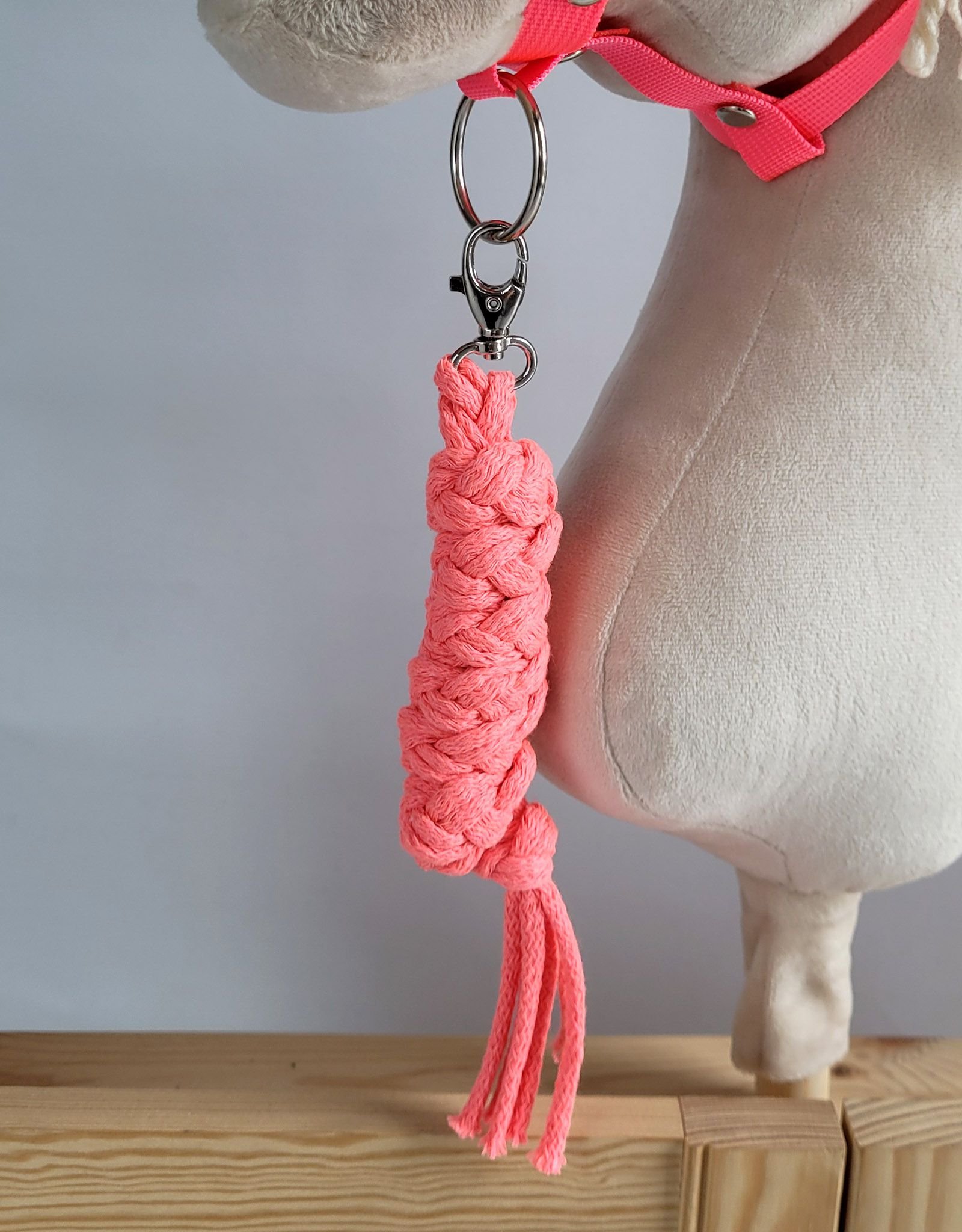 Rinkinys Hobby Horse: apynasris A3 + pavadėlis iš virvės - neoninė rožinė - Image 8